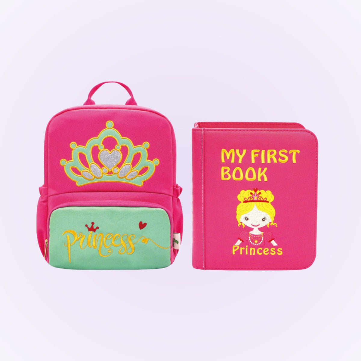 Prinzessin Quiet Book mit pinkem Rucksack auf sanftem Lavendel-Hintergrund – ab 3 Jahren